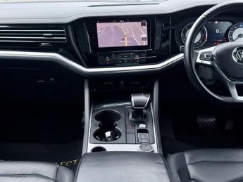 Volkswagen Touareg V6 SEL TDI
