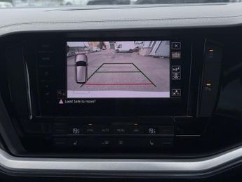 Volkswagen Touareg V6 SEL TDI