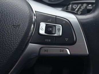 Volkswagen Touareg V6 SEL TDI