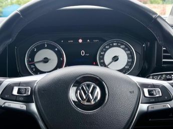 Volkswagen Touareg V6 SEL TDI