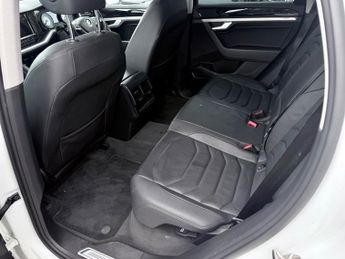 Volkswagen Touareg V6 SEL TDI