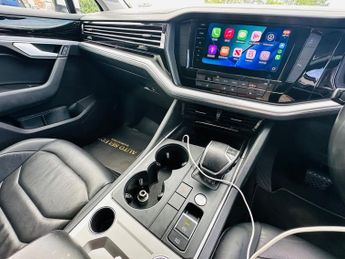 Volkswagen Touareg V6 SEL TDI
