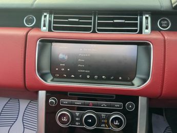 Land Rover Range Rover 5.0 V8 Autobiography SUV 5dr Petrol Auto 4WD Euro 6 (s/s) (510 p