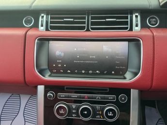 Land Rover Range Rover 5.0 V8 Autobiography SUV 5dr Petrol Auto 4WD Euro 6 (s/s) (510 p