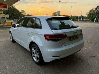 Audi A3 1.6 TDI SE Sportback S Tronic Euro 6 (s/s) 5dr