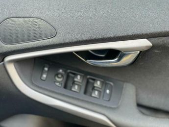Volvo V40 1.6 D2 ES Nav Powershift Euro 5 (s/s) 5dr