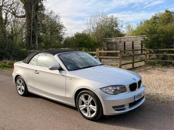 BMW 1 SERIES 120i SE Convertible