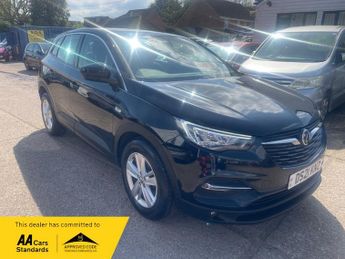 Vauxhall Grandland 1.2 Turbo SE Premium SUV 5dr Petrol Manual Euro 6 (s/s) (130 ps)