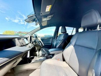 Toyota RAV4 2.5 VVT-h Excel CVT 4WD Euro 6 (s/s) 5dr (Safety Sense, Nav)