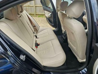 BMW 3 SERIES 2.0 320d SE Auto Euro 6 (s/s) 4dr