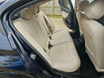 BMW 3 SERIES 2.0 320d SE Auto Euro 6 (s/s) 4dr