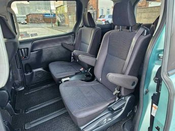 Toyota Voxy 1.8 Hybrid VVT-h MPV 7 Seats 5dr