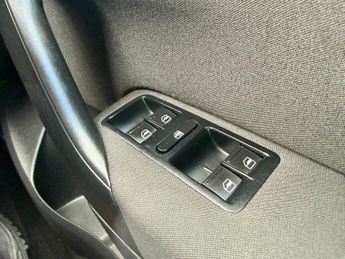 Volkswagen Polo SE AIR CON+ALLOY WHEELS+ISOFIX