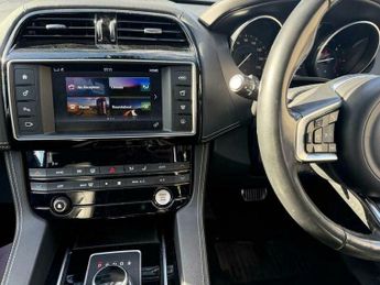 Jaguar F-Pace 2.0 D180 R-Sport Auto AWD Euro 6 (s/s) 5dr