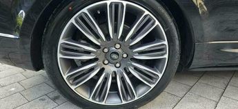 Land Rover Range Rover Sport 3.0 D300 MHEV Autobiography Dynamic Auto 4WD Euro 6 (s/s) 5dr