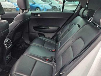 Kia Sportage 1.7 CRDi 3 DCT Euro 6 (s/s) 5dr
