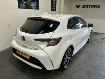 Toyota Corolla 1.8 VVT-h Design CVT Euro 6 (s/s) 5dr