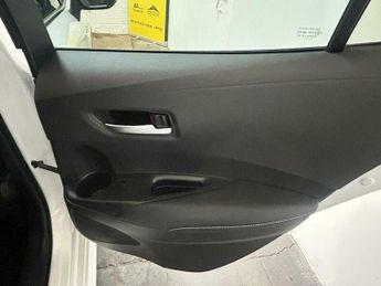 Toyota Corolla 1.8 VVT-h Design CVT Euro 6 (s/s) 5dr