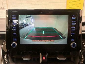 Toyota Corolla 1.8 VVT-h Design CVT Euro 6 (s/s) 5dr