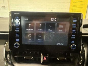 Toyota Corolla 1.8 VVT-h Design CVT Euro 6 (s/s) 5dr