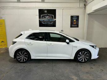 Toyota Corolla 1.8 VVT-h Design CVT Euro 6 (s/s) 5dr