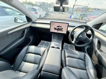 Tesla Model Y Auto RWD 5dr
