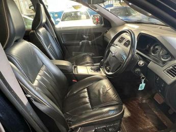 Volvo XC90 2.4 D5 SE Lux Geartronic AWD 5dr