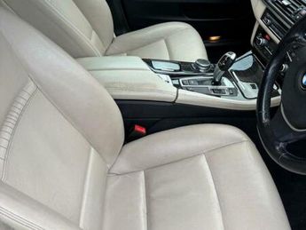 BMW 5 SERIES 2.0 520d Luxury Touring Auto Euro 6 (s/s) 5dr