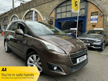 Peugeot 5008 BLUE HDI S/S ALLURE