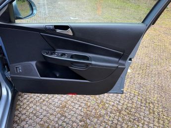 Volkswagen Passat HIGHLINE TDI DSG