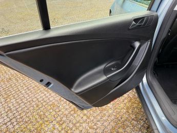 Volkswagen Passat HIGHLINE TDI DSG