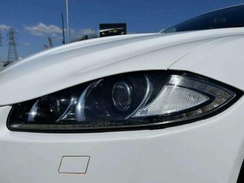Jaguar XF 2.2d Luxury Auto Euro 5 (s/s) 4dr
