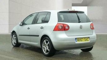Volkswagen Golf 1.6 FSI S 5dr