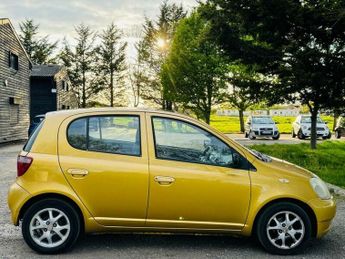 Toyota Yaris 1.3 VVT-i 16v CDX 5dr