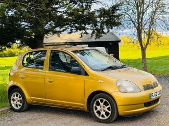 Toyota Yaris 1.3 VVT-i 16v CDX 5dr