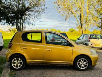 Toyota Yaris 1.3 VVT-i 16v CDX 5dr