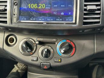 Nissan Micra 1.2 16v Acenta 5dr