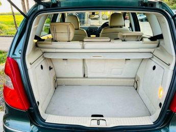 Mercedes-Benz A Class 1.5 A160 Elegance SE CVT 5dr