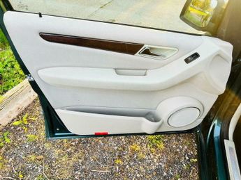 Mercedes-Benz A Class 1.5 A160 Elegance SE CVT 5dr