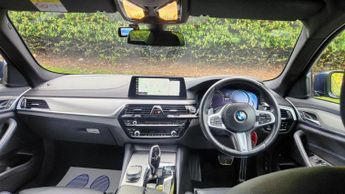 BMW 5 SERIES 530E M SPORT