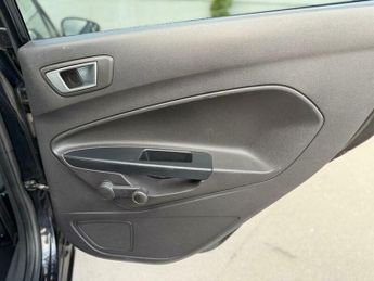 Ford Fiesta 1.6 Titanium Powershift Euro 5 5dr