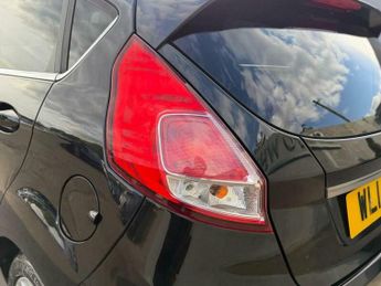 Ford Fiesta 1.6 Titanium Powershift Euro 5 5dr