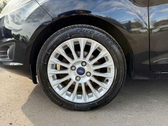 Ford Fiesta 1.6 Titanium Powershift Euro 5 5dr
