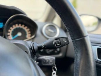 Ford Fiesta 1.6 Titanium Powershift Euro 5 5dr