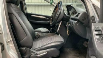 Mercedes-Benz A Class 1.7 A170 Avantgarde SE CVT 5dr