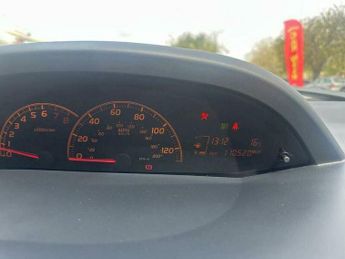 Toyota Yaris 1.33 Dual VVT-i SR Euro 4 (s/s) 5dr