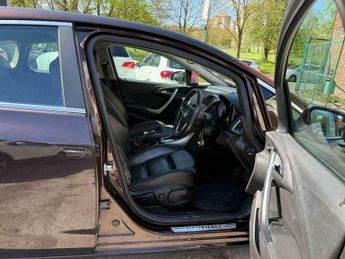 Vauxhall Astra 1.6 16v Elite Auto Euro 5 5dr