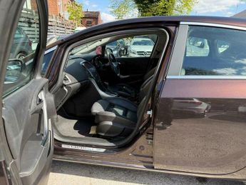 Vauxhall Astra 1.6 16v Elite Auto Euro 5 5dr