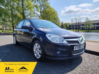 Vauxhall Astra 1.8i 16v Design Hatchback 5dr Petrol Automatic (187 g/km, 138 bh
