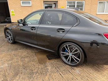 BMW 3 SERIES 320i XDRIVE M SPORT